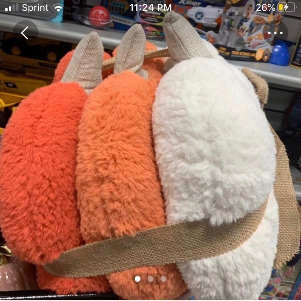 ISO new RACHEL ASHWELL 3 Pumpkin pillows tj maxx marshalls